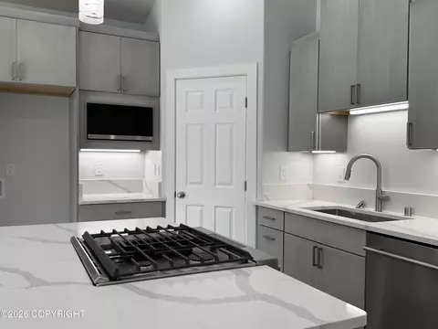 Kitchen - 11303 Willene Dr, Anchorage, AK 99516 photo 14 of 16