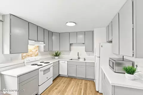 7061 Weimer Rd # 1, Anchorage, AK 99502