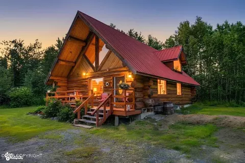 32420 Kingfisher Pl, Anchor Point, AK 99556