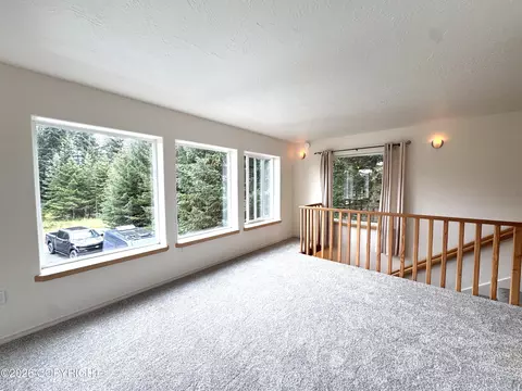 Living - 744 Ocean Drive Loop, Homer, AK 99603 photo 2 of 5