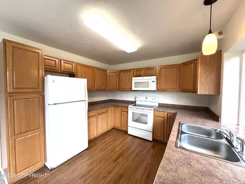 Kitchen - 744 Ocean Drive Loop, Homer, AK 99603 photo 2 of 3