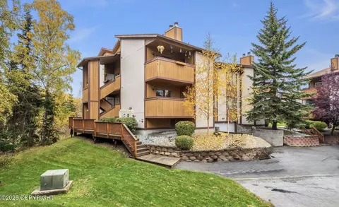 7322 Huntsmen Cir # 18C, Anchorage, AK 99518
