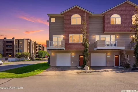 270 Cook Inlet Loop # 3A, Anchorage, AK 99501