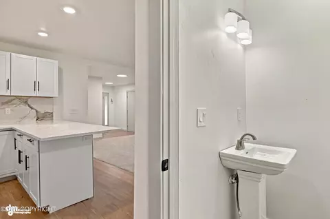 Bath - 18045 Mendenhall St, Eagle River, AK 99577 photo 6 of 8