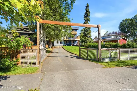Exterior - 325 E 11th Ave, Anchorage, AK 99501 photo 2 of 7