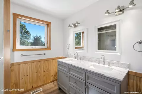 Bath - 325 E 11th Ave, Anchorage, AK 99501 photo 4 of 6