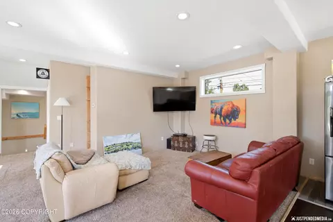 Living - 325 E 11th Ave, Anchorage, AK 99501 photo 2 of 3