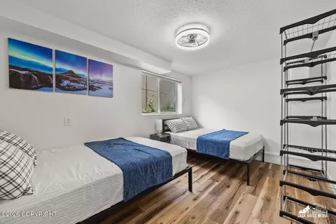 Bedroom - 354 Pine St, Anchorage, AK 99508 photo 3 of 5