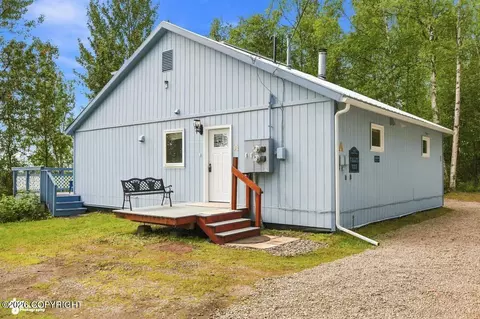 1060 W Airway Cir, Wasilla, AK 99654
