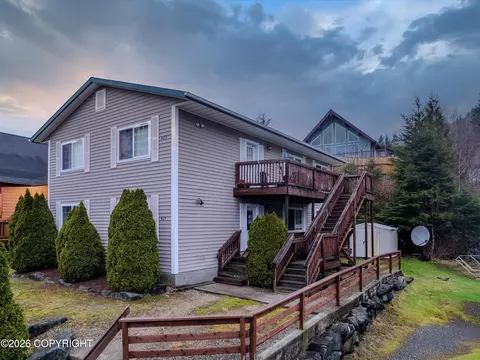 427429 Maple St, Ketchikan, AK 99901