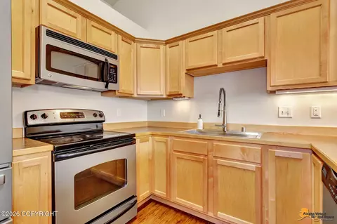 Kitchen - 5629 Sapphire Loop # 19B, Anchorage, AK 99504 photo 3 of 3