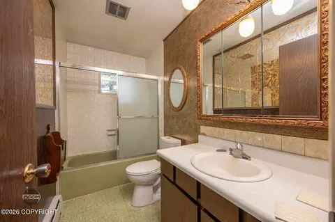 Bath - 7007 E 16th Ave, Anchorage, AK 99504 photo 2 of 3