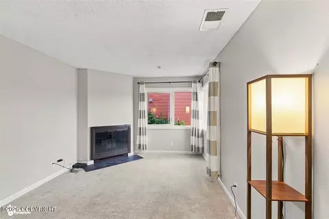 Living - 1065 E 17th Ave, Anchorage, AK 99501 photo 1 of 2