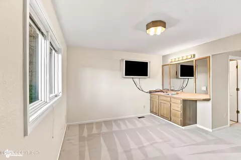 Bedroom - 4151 Raspberry Rd, Anchorage, AK 99502 photo 2 of 5