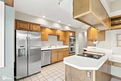 Kitchen - 4151 Raspberry Rd, Anchorage, AK 99502 photo 2 of 5