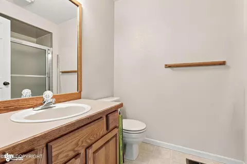 Bath - 4151 Raspberry Rd, Anchorage, AK 99502 photo 3 of 4