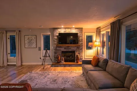 Living - 20010 Constitution Dr, Eagle River, AK 99577 photo 2 of 5