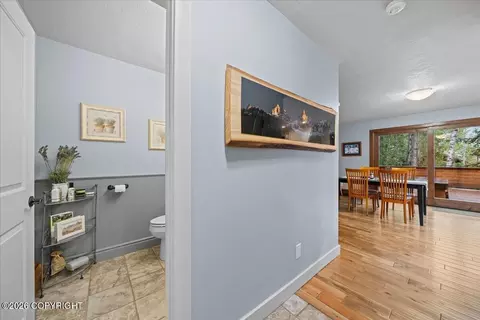 Entry Way - 20010 Constitution Dr, Eagle River, AK 99577 photo 6 of 10