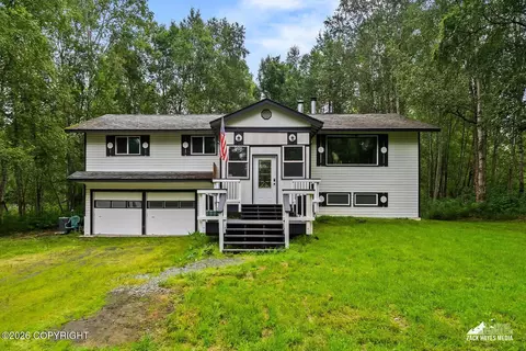 19517 Inlet View Dr, Chugiak, AK 99567