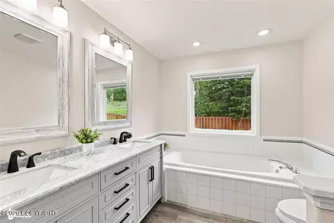 Bath - 10948 Sun Eagle Cir, Eagle River, AK 99577 photo 5 of 6