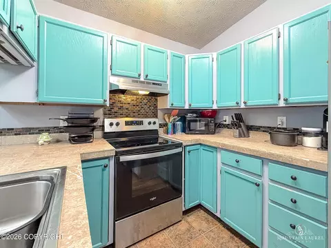Kitchen - 8020 Pinebrook Cir, Anchorage, AK 99507 photo 1 of 3