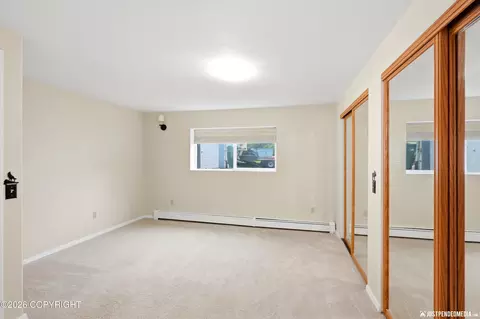 Bedroom - 2841 Bennett Ave, Anchorage, AK 99517 photo 4 of 9