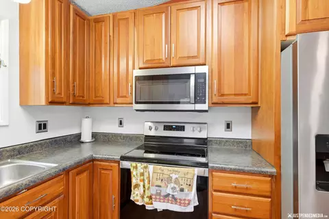 Kitchen - 2841 Bennett Ave, Anchorage, AK 99517 photo 2 of 2