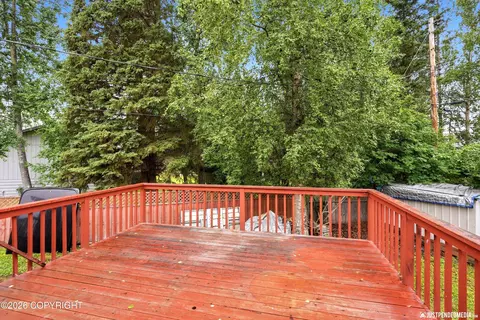 Exterior - 2841 Bennett Ave, Anchorage, AK 99517 photo 5 of 7