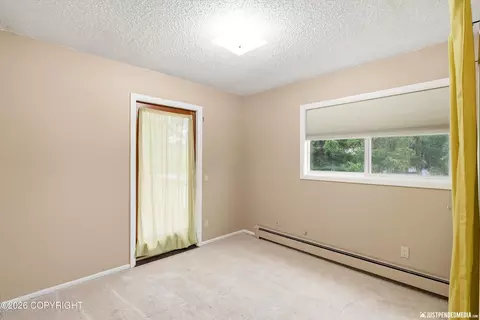Bedroom - 2841 Bennett Ave, Anchorage, AK 99517 photo 3 of 9