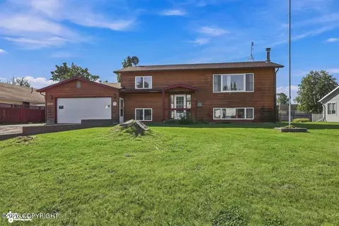 309 W Rockwell Ave, Soldotna, AK 99669