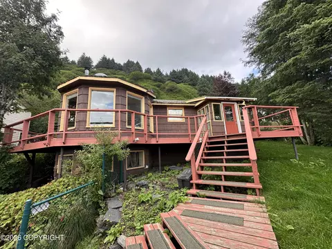 410 Cope St, Kodiak, AK 99615