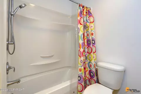 Bath - 2640 E 112 Ave, Anchorage, AK 99516 photo 8 of 11