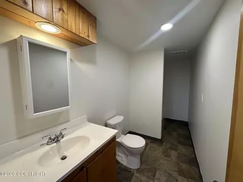 Bath - 2430 Mount Augustine Dr, Homer, AK 99603 photo 1 of 4