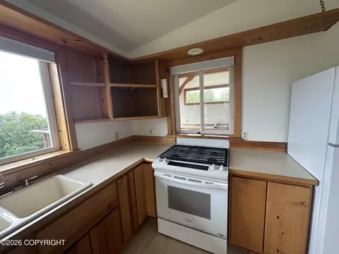 Kitchen - 2430 Mount Augustine Dr, Homer, AK 99603 photo 3 of 4