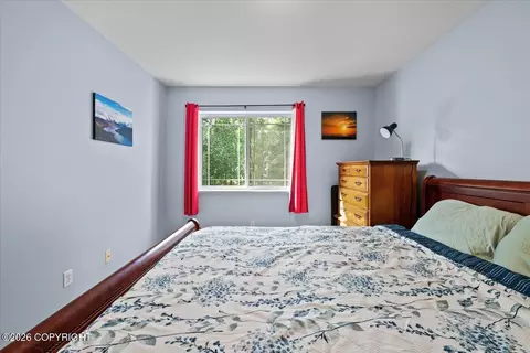 Bedroom - 8700 Inyo Cir, Eagle River, AK 99577 photo 7 of 14