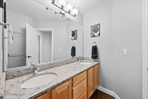 Bath - 8700 Inyo Cir, Eagle River, AK 99577 photo 13 of 17