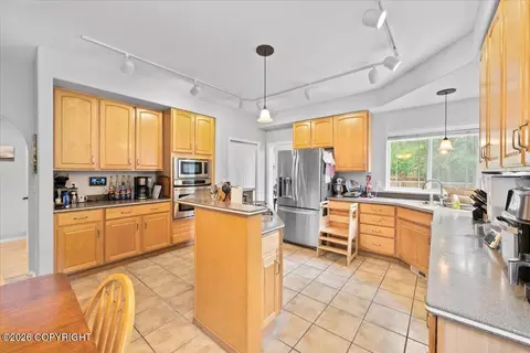 Kitchen - 8700 Inyo Cir, Eagle River, AK 99577 photo 3 of 7
