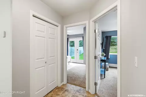 Entry Way - 20653 Mountain Vista Dr, Eagle River, AK 99577 photo 2 of 2