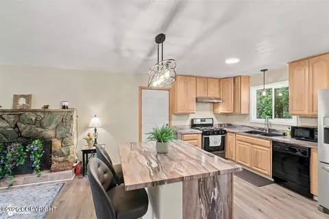 Kitchen - 18339 Baranoff Ave, Eagle River, AK 99577 photo 2 of 6