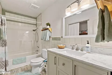 Bath - 18339 Baranoff Ave, Eagle River, AK 99577 photo 5 of 5