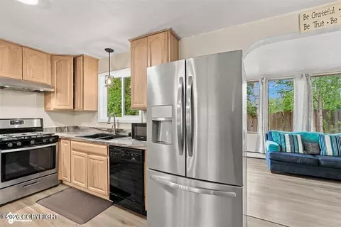 Kitchen - 18339 Baranoff Ave, Eagle River, AK 99577 photo 6 of 6