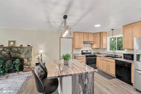 Kitchen - 18339 Baranoff Ave, Eagle River, AK 99577 photo 1 of 6