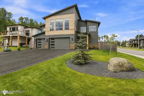 8824 Turlock Dr, Eagle River, AK 99577