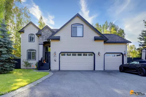 Exterior - 16914 Ludlow Cir, Eagle River, AK 99577 photo 2 of 8