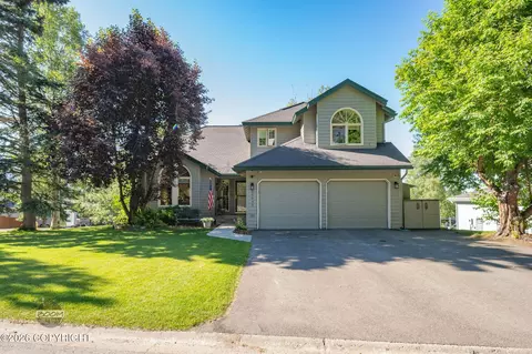 20040 New England Dr, Eagle River, AK 99577