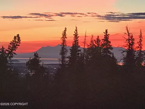 9991 Middlerock Rd, Anchorage, AK 99507