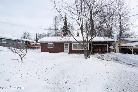 6715 Blackberry St, Anchorage, AK 99502