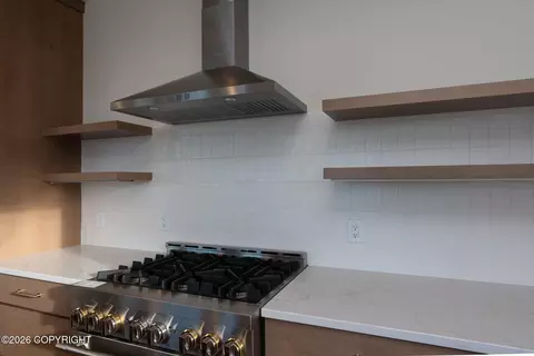 Kitchen - 8922 Sasquatch Cir, Eagle River, AK 99577 photo 4 of 11
