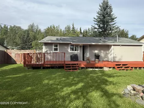 1571 Beaver Pl, Anchorage, AK 99504