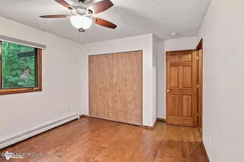 Bedroom - 19430 Citation Rd, Eagle River, AK 99577 photo 3 of 7